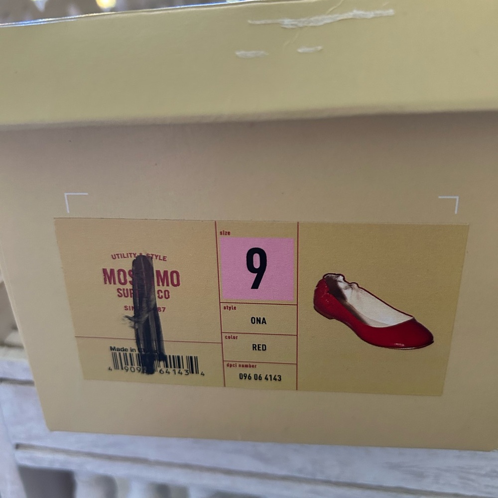 NIB Mossimo Supply Co. ONA Red Ballet Flats Patent Faux Leather Size 9 NEW - Picture 10 of 11